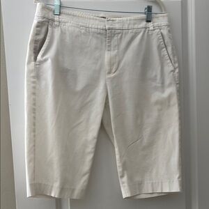 Vince Classic White Bermuda Shorts